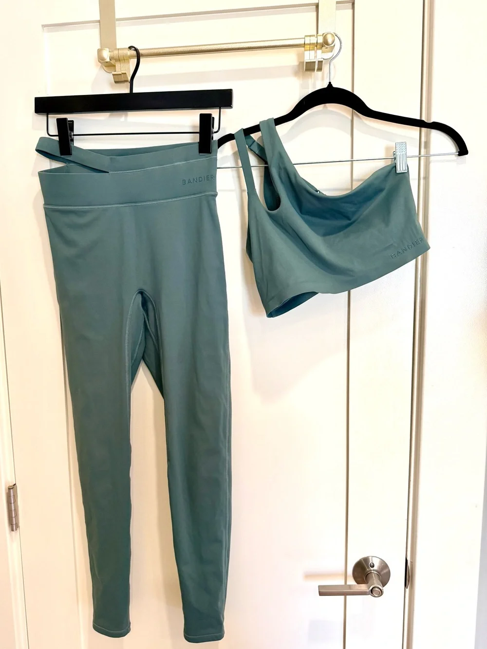 Carbon38/BANDIER | Aria One Shoulder Bra & Asymmetric Leggings Set | Small